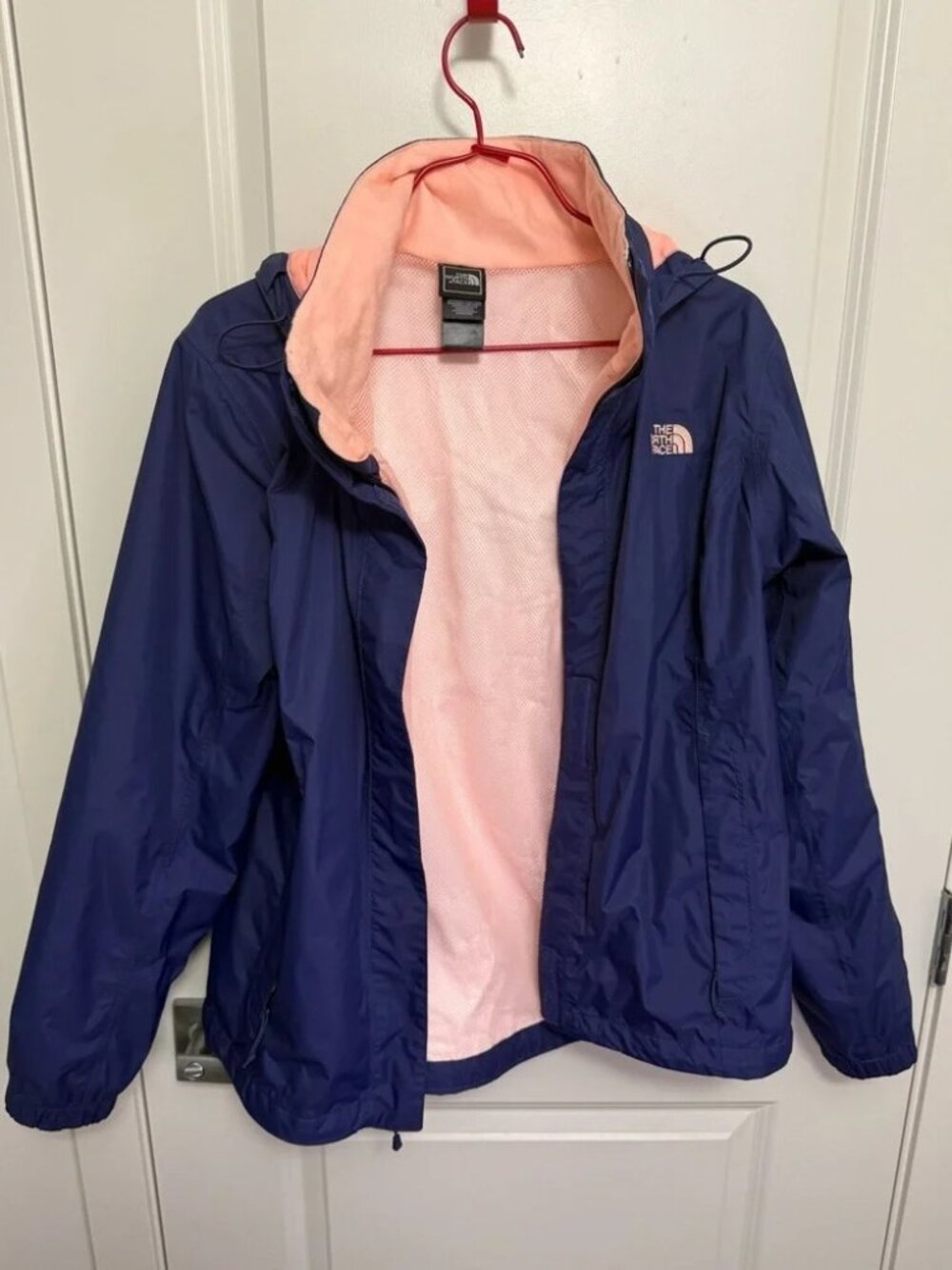 The North Face Women's Navy and Coral Windbreaker in size L - Picture 10 of 11